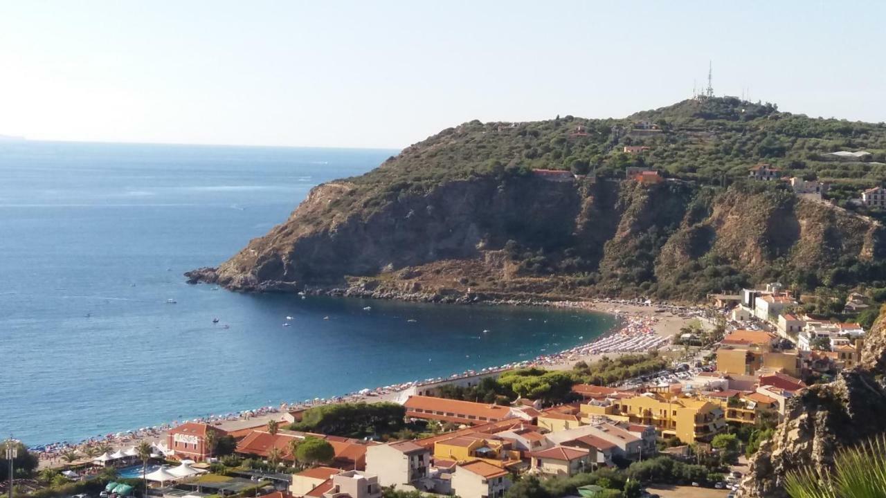 La Riviera Acomodação com café da manhã Milazzo Exterior foto