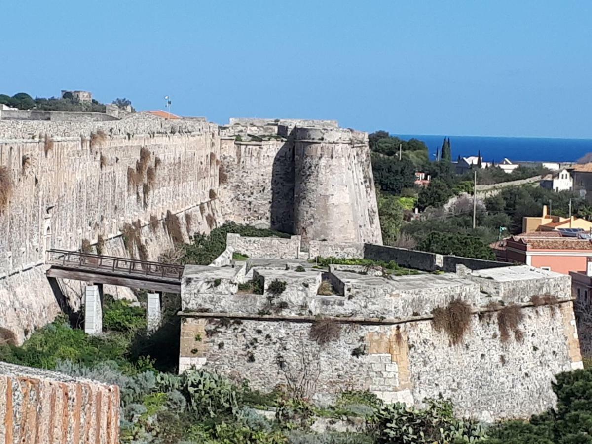 La Riviera Acomodação com café da manhã Milazzo Exterior foto