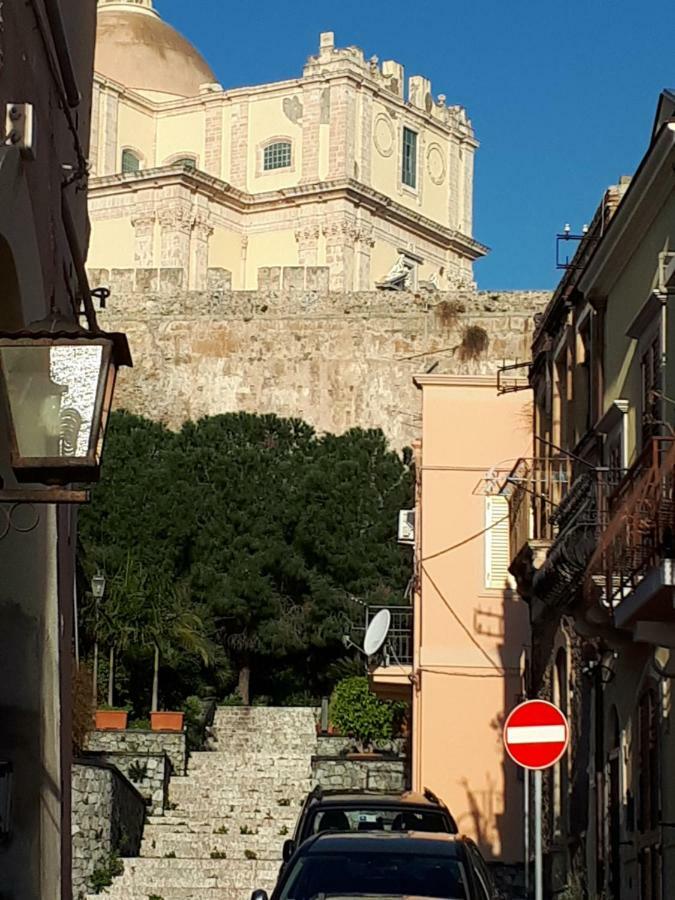 La Riviera Acomodação com café da manhã Milazzo Exterior foto